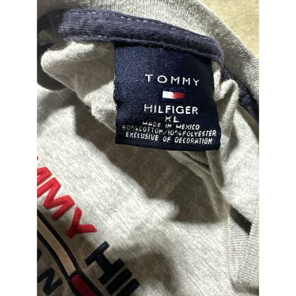 Vintage Tommy Hilfiger American Classics Logo Gray T-Shirt Adult Size Large XL - Picture 3 of 3